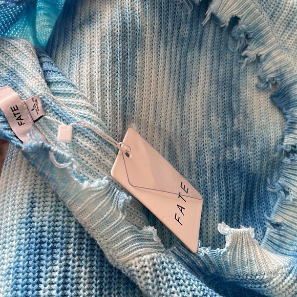New! Fate Tye Dye Sweater - Picture 8 of 9